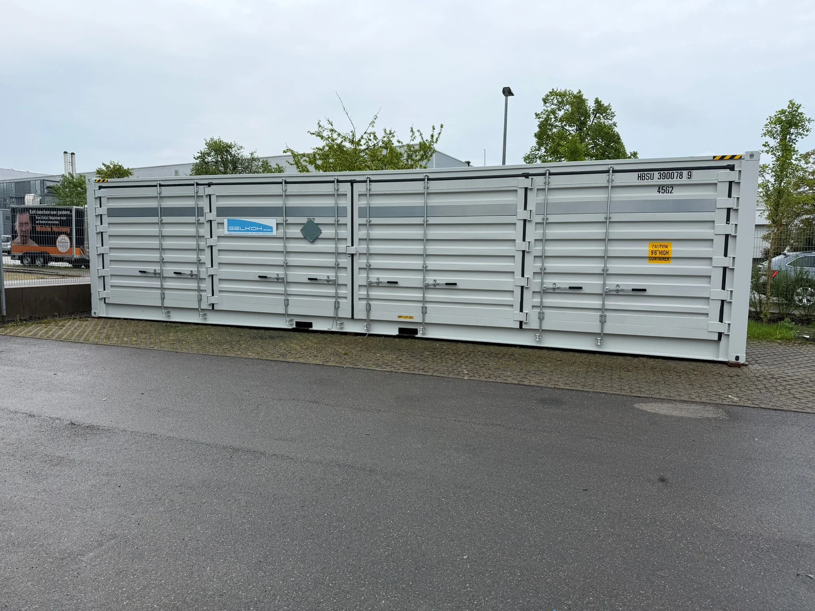 LiBa®Con 40 ft. als Außenlager auf einem Betriebsgelände